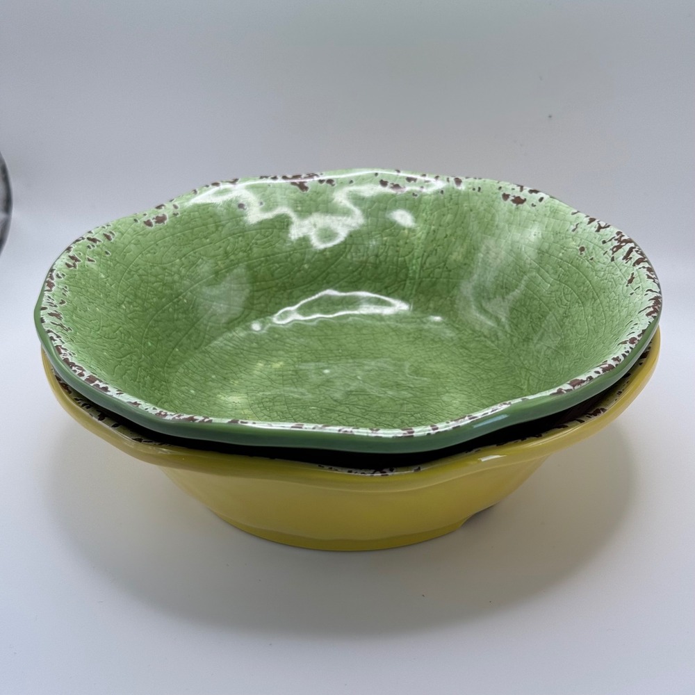 Pier 1 Imports Carmelo Melamine Dinnerware Set 2 Plates 2 Bowls Yellow Green - Picture 5 of 8